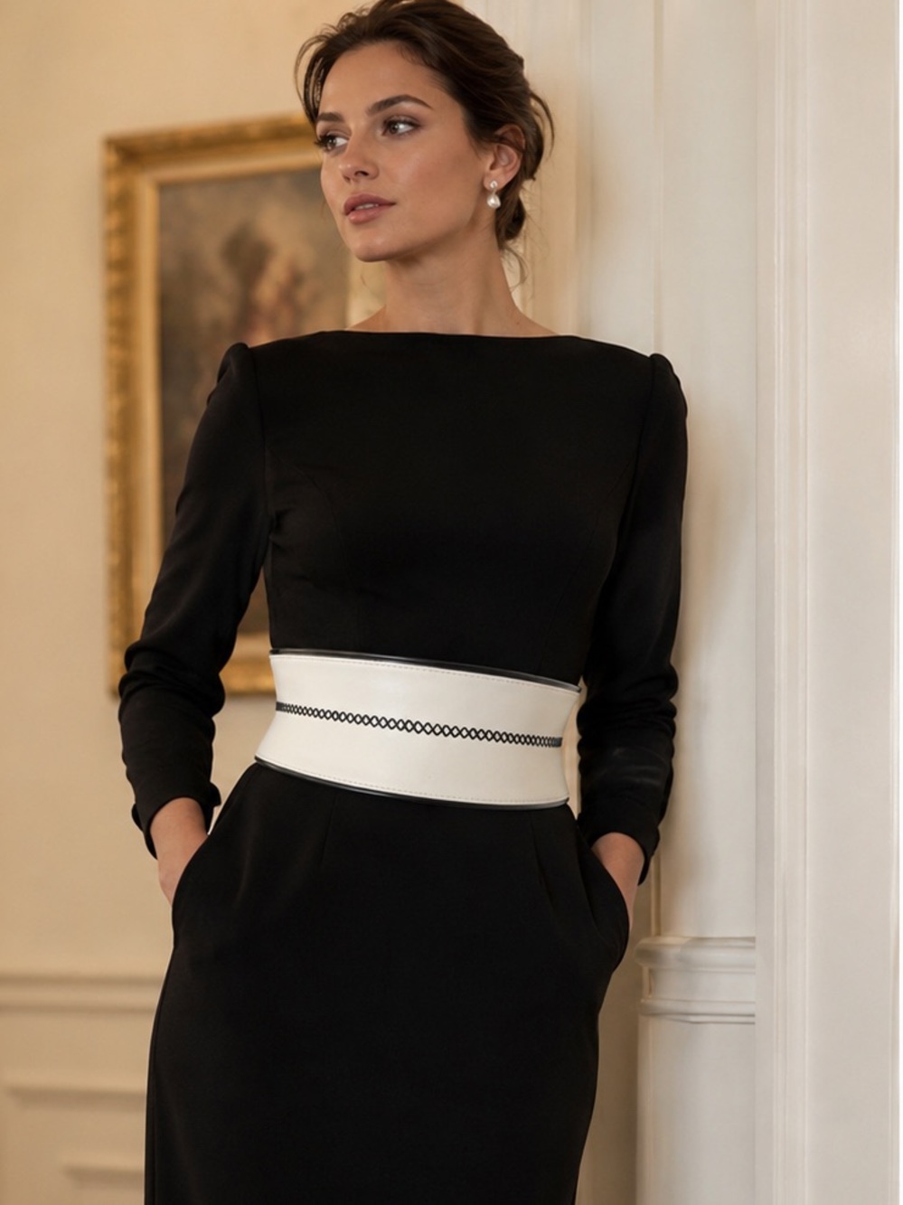 BCBG MAXAZRIA White Leather Waist Belt with Black Stitch Detail